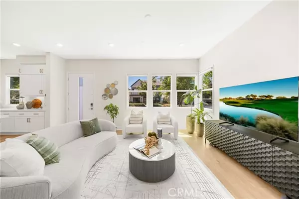 Irvine, CA 92618,106 Aspect