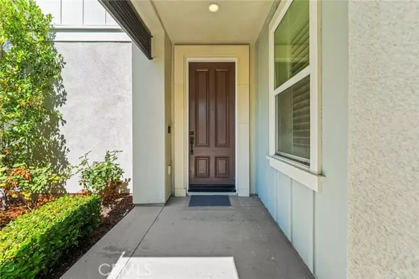 Irvine, CA 92618,115 Mustard