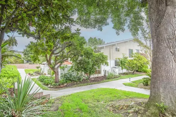 Laguna Woods, CA 92637,403 Avenida Castilla #D