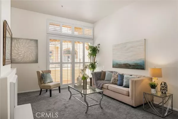 Irvine, CA 92606,1408 Solvay Aisle