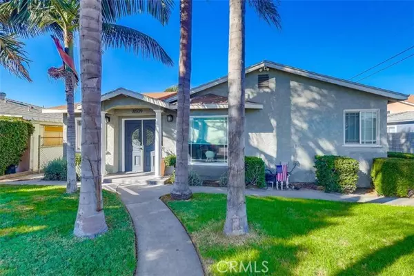 Downey, CA 90241,8509 Cleta Street