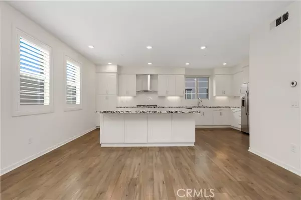 175 Cadence, Irvine, CA 92618