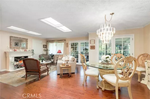 Laguna Woods, CA 92637,2402 Via Mariposa #3A