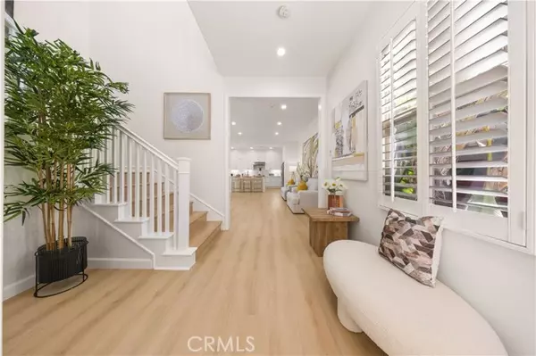 Irvine, CA 92620,73 Bloomington