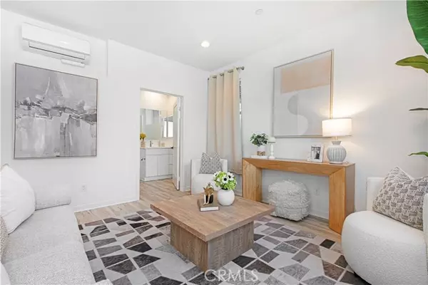 Brea, CA 92821,448 W Central Ave