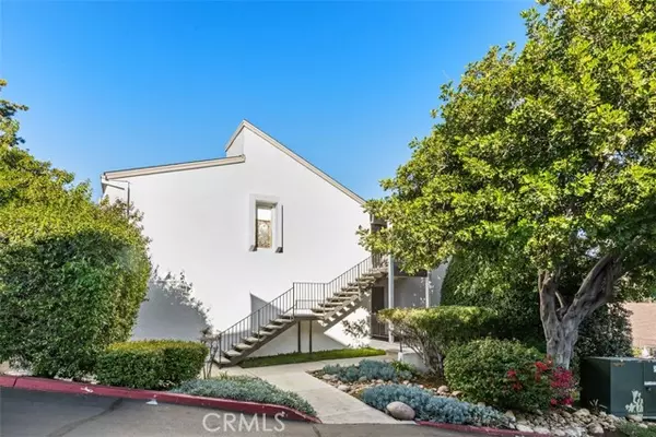 La Mesa, CA 91942,7506 Parkway Drive #104