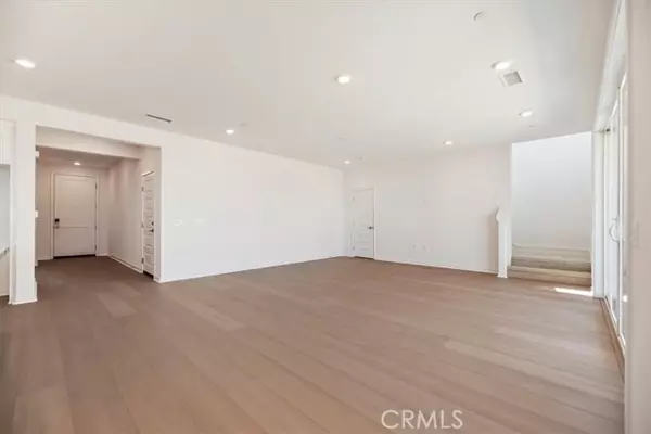 Corona, CA 92883,3820 Crossen Drive