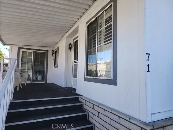 Huntington Beach, CA 92646,18601 Newland Street #71