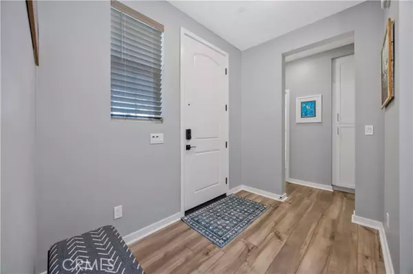 Corona, CA 92883,4074 Shada Lane