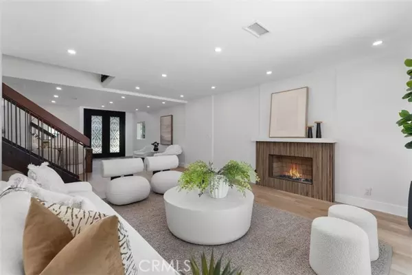 Irvine, CA 92614,3871 Hendrix Street