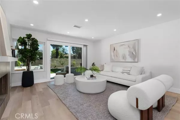 Irvine, CA 92614,3871 Hendrix Street