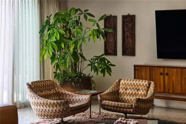 Huntington Beach, CA 92648,1112 Park Street