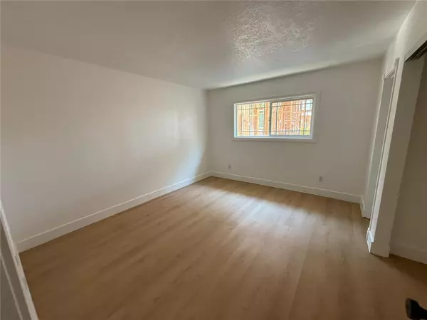 Huntington Beach, CA 92647,6522 Halifax Drive