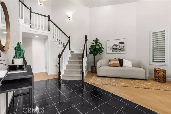 Newport Beach, CA 92663,3204 Broad Street