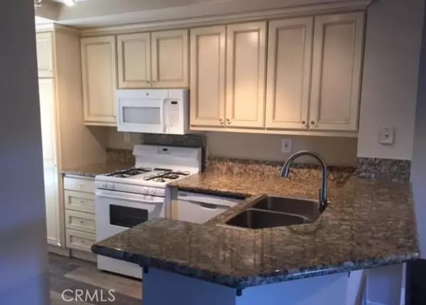 Rancho Santa Margarita, CA 92688,7 Pomelo