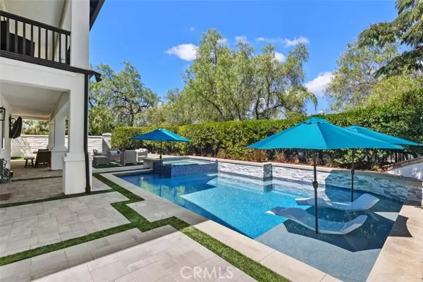 Laguna Hills, CA 92679,1 Roberts Drive