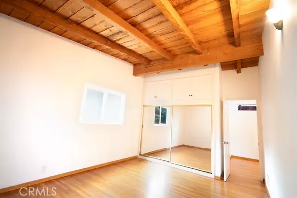 Los Angeles, CA 90069,8428 Hollywood Boulevard