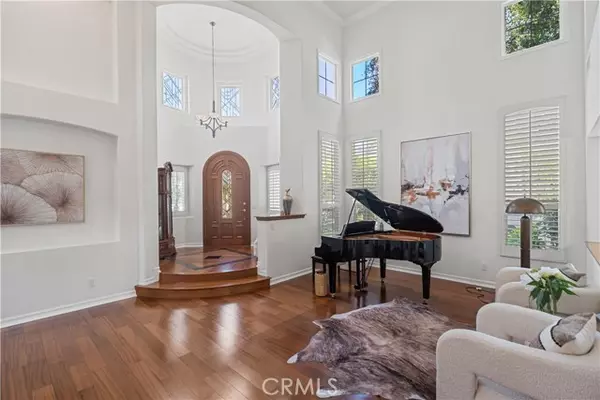 Irvine, CA 92620,16 Spring Grv