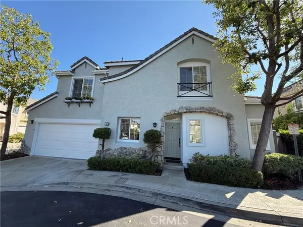 12 Poppyfield Lane, Rancho Santa Margarita, CA 92688