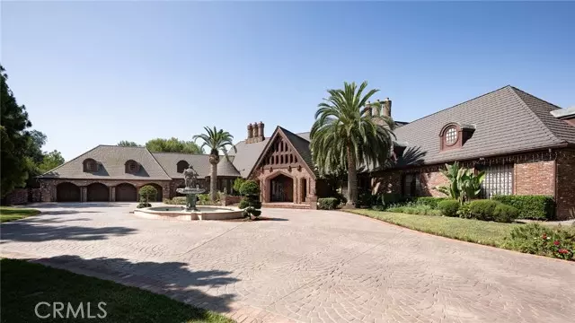 Laguna Hills, CA 92679,22442 Via Pajaro