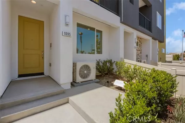 Anaheim, CA 92801,1095 N Harbor Boulevard