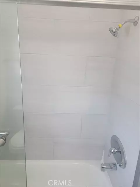 Valley Village, CA 91607,5309 Whitsett Avenue