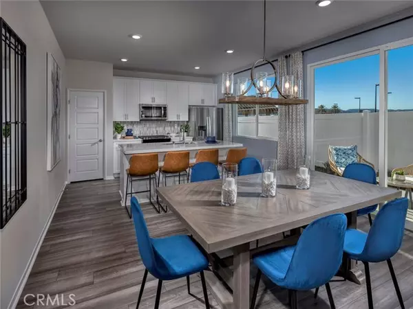 Redlands, CA 92374,2163 Bergamot Street