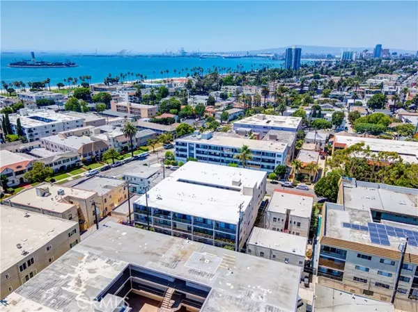 Long Beach, CA 90803,206 Euclid Avenue