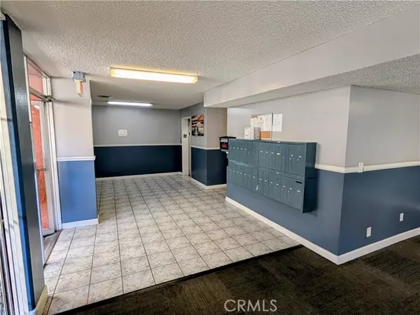 Long Beach, CA 90803,206 Euclid Avenue