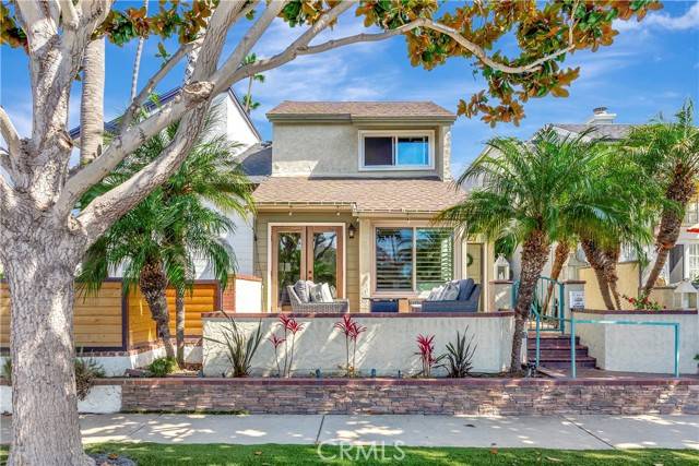 626 9th Street, Huntington Beach, CA 92648