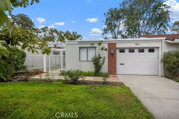 Laguna Woods, CA 92637,3211 Via Buena Unit B