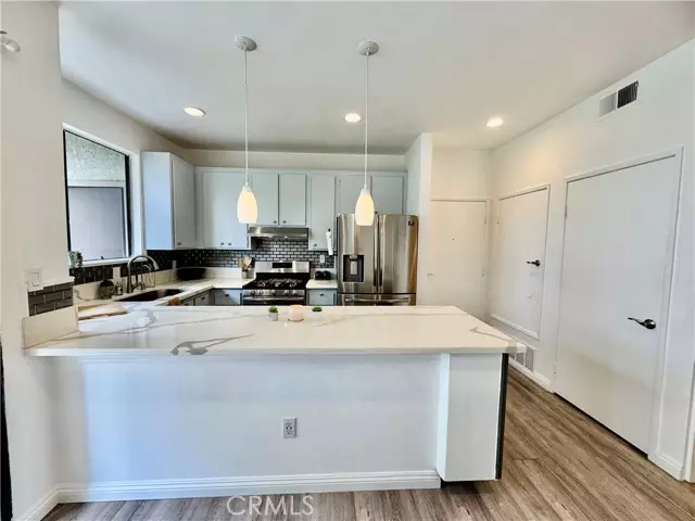 Garden Grove, CA 92840,10580 Lakeside Drive #E