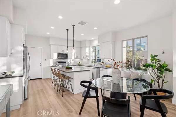 Irvine, CA 92618,164 Harringay