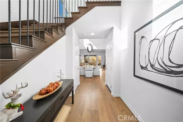 Irvine, CA 92618,105 newall