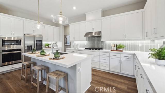 24501 Villa La Sombrilla, Valencia (santa Clarita), CA 91354