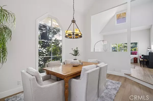 Laguna Hills, CA 92679,23436 Via Alondra