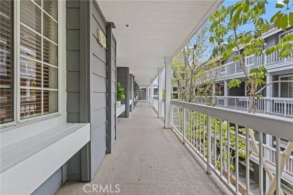 Huntington Beach, CA 92646,20331 Bluffside Circle #303