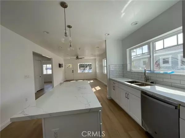 Torrance, CA 90501,707 Columbia Place