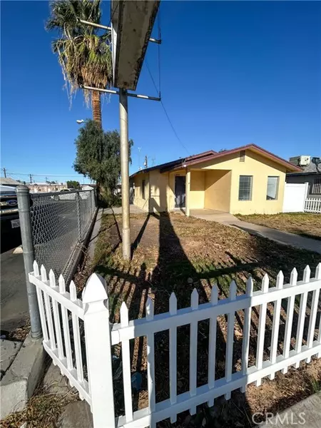 155 N 1st, Blythe, CA 92222