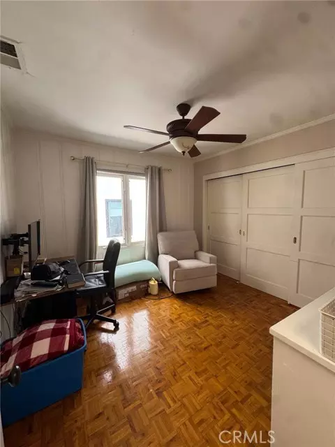 Newport Beach, CA 92661,1205 W Bay Avenue