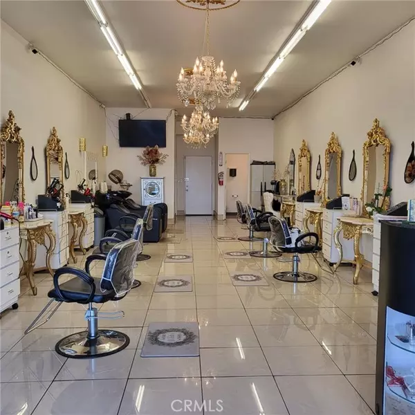 Buena Park, CA 90261,8226 Commonwealth