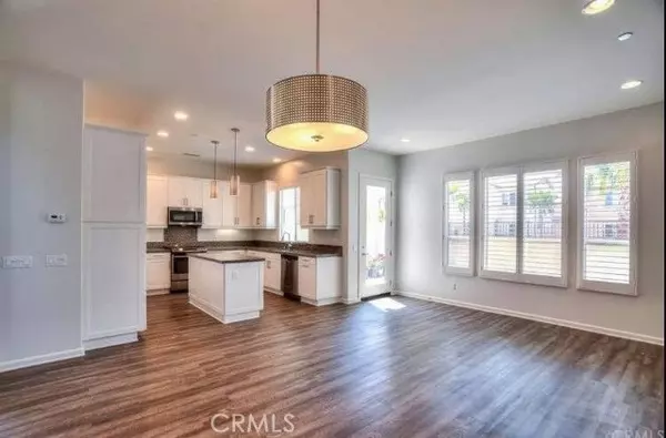 Lake Forest (el Toro), CA 92610,107 PRIMROSE