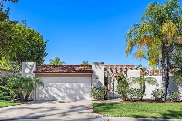 5011 Duverney, Laguna Woods, CA 92637