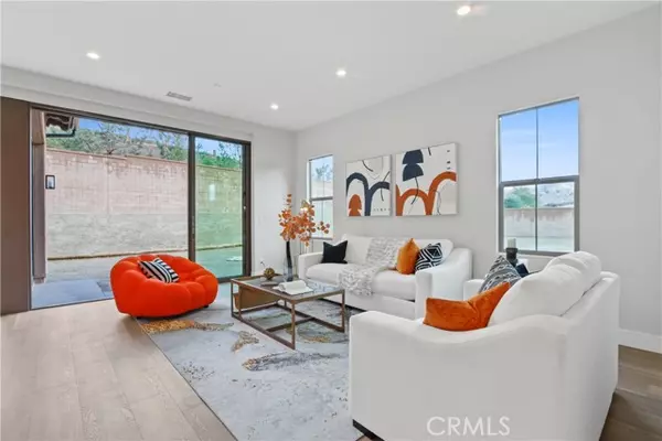 Irvine, CA 92618,101 Thimbleberry