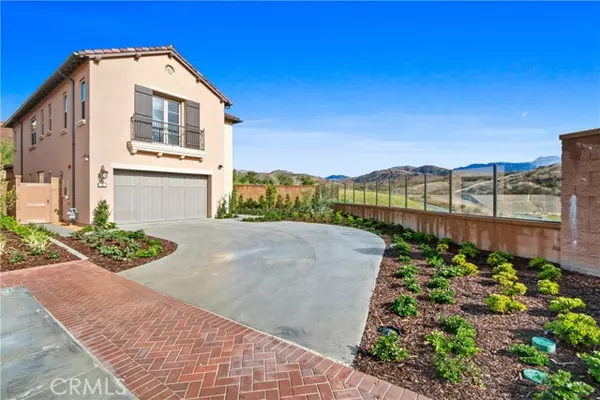 Irvine, CA 92618,101 Thimbleberry