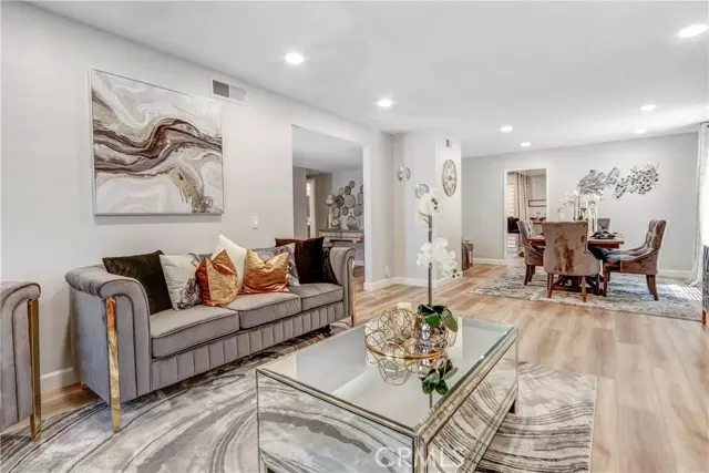 Westminster, CA 92683,16172 Quartz Street