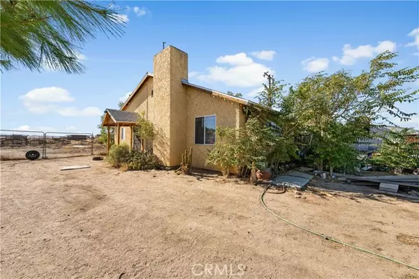 7635 W Avenue G, Lancaster, CA 93536