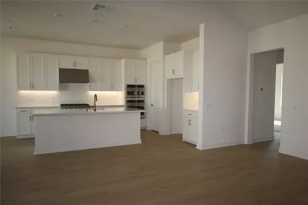 Canyon Country (santa Clarita), CA 91350,28909 Verdure Court