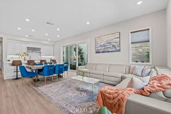 Irvine, CA 92618,113 Source