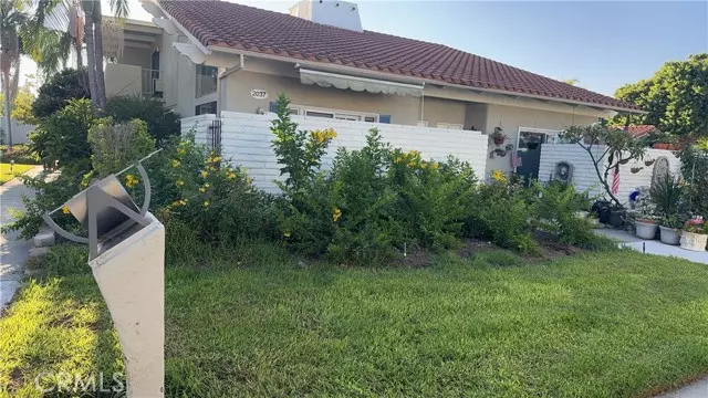 Laguna Woods, CA 92637,2037 Via Mariposa East #C